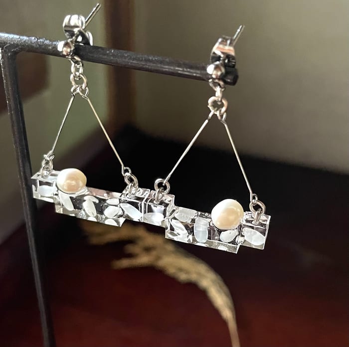 淡水パールとお米のブランコピアス